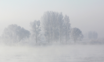 Nature picture:  / Dampende rivier II / 