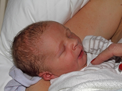 Vandaag geboren in het ziekenhuis in Hoofddorp, onze kleinzoon Siem. We zijn er erg blij mee!
