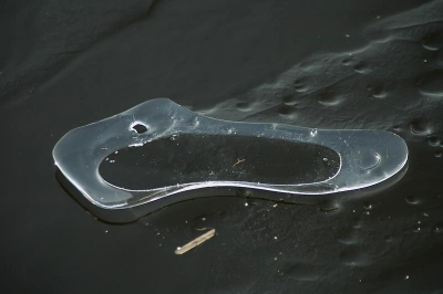 Glazen muiltje gevonden, wie past 'm voor twaalf uur?