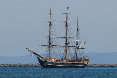 Het schip van de film Mutany on the Bounty en meer recent Pirates of the Carribean.
