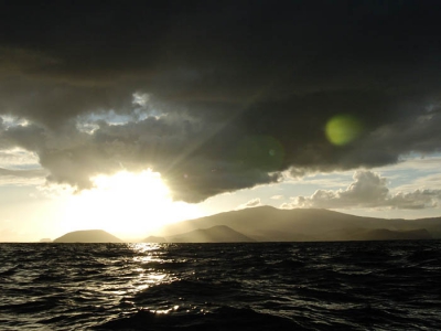 <i class='fa fa-user'></i> Martijn de Jonge | Ondergaande zon boven Faial, Azoren  <i class='fa fa-eye'> 336</i>   <i class='fa fa-comment-o'> 2</i>