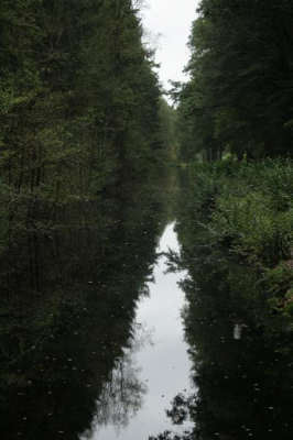Bewolkt weer, winderig. Ik heb hier geprobeerd tijdens de opdracht, de diepte in het landschap mooi weer te geven.