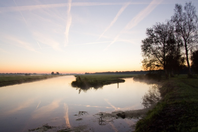 Vanmorgen heel vroeg opgestaan om nog een beetje gebruik te maken van het ochtend licht, ik had hier al eens een opname gemaakt, midden op de dag, Maar met dit licht bevalt het toch beter