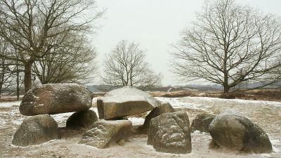 Deze foto is tijdens de Natuurfotoworkshop gemaakt. De opdracht was spelen met kleurtoon. Qua compositie heb ik gekeken naar de derdes die Jaap ons uitgelegd heeft. Het origineel had de horizon in het midden. Ik vond de 16x9 weergave mooier, dan zit de horizon net onder het midden.