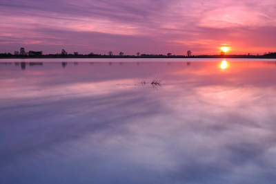 Op een van de eerste lente dagen van 2013 gelijk geprofiteerd van het mooie weer om een zonsondergang te fotograferen.