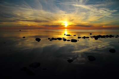 Elke zonsondergang is weer anders, 5 nachten op de zelfde plek geslapen en 5 totaal verschillen ondergangen. Deze was erg indrukkwekkend. Elke minuut veranderde de kleuren. Als fotograaf is het dan een uitdaging om iets van de sfeer weer te geven, zeg maar als of dit gelukt is of niet.