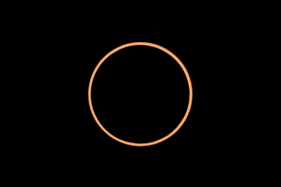 <i class='fa fa-user'></i>&nbsp;peterh&nbsp;| Annulaire zonsverduistering&nbsp; <i class='fa fa-eye'>&nbsp;408</i> &nbsp; <i class='fa fa-comment-o'>&nbsp;7</i>