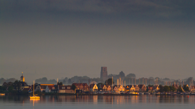 Vanuit mijn appartement op IJburg de zonsopkomst op het uitzicht op Durgerdam afgewacht.