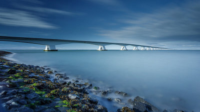 Op een mooie zaterdag erop uit getrokken om wat te fotograferen in Zeeland. Het eerste onderwerp wat ik fotografeerde was de Zeelandbrug.
