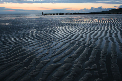 <i class='fa fa-user'></i> Albert de Wilde | Strand Valkenisse, kijkend richting Zoutelande  <i class='fa fa-eye'> 280</i>   <i class='fa fa-comment-o'> 4</i>