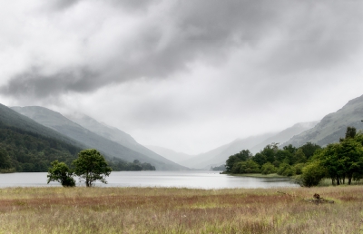<i class='fa fa-user'></i>&nbsp;kiran&nbsp;|  Dreigende wolken boven Schots Loch&nbsp; <i class='fa fa-eye'>&nbsp;114</i> &nbsp;<i class='fa fa-thumbs-up'>&nbsp;4</i> &nbsp; <i class='fa fa-comment-o'>&nbsp;7</i>