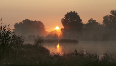 <i class='fa fa-user'></i>&nbsp;Ben Aalders&nbsp;|  Zonsopkomst&nbsp; <i class='fa fa-eye'>&nbsp;103</i> &nbsp;<i class='fa fa-thumbs-up'>&nbsp;1</i> &nbsp; <i class='fa fa-comment-o'>&nbsp;3</i>