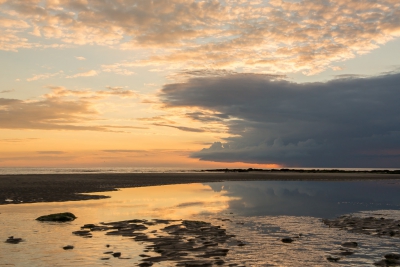 Wat een prachtige zonsondergangen heb je daar, in Noord Frankrijk, deze tijd van het jaar. Iedere avond feest. Echt genieten.