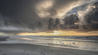 <i class='fa fa-user'></i>&nbsp;ep&nbsp;|  Strand op Terschelling&nbsp; <i class='fa fa-eye'>&nbsp;255</i> &nbsp;<i class='fa fa-thumbs-up'>&nbsp;12</i> &nbsp; <i class='fa fa-comment-o'>&nbsp;11</i>