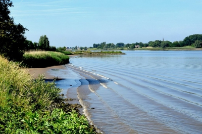 <i class='fa fa-user'></i>&nbsp;kooyammers&nbsp;|  Zicht op Jaarsveld&nbsp; <i class='fa fa-eye'>&nbsp;109</i> &nbsp; <i class='fa fa-comment-o'>&nbsp;3</i>