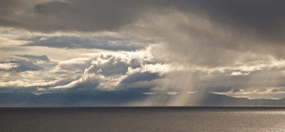 <i class='fa fa-user'></i>&nbsp;Eef Kieft&nbsp;|  Regenbui boven zee&nbsp; <i class='fa fa-eye'>&nbsp;119</i> &nbsp; <i class='fa fa-comment-o'>&nbsp;2</i>