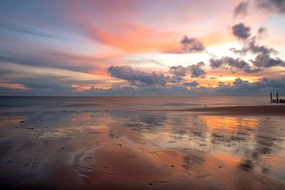 <i class='fa fa-user'></i>&nbsp;Christina&nbsp;|  Zonsondergang Zeeland&nbsp; <i class='fa fa-eye'>&nbsp;197</i> &nbsp;<i class='fa fa-thumbs-up'>&nbsp;5</i> &nbsp; <i class='fa fa-comment-o'>&nbsp;11</i>