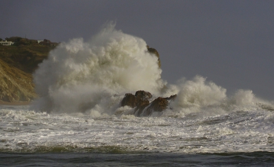 <i class='fa fa-user'></i>&nbsp;Nel R&nbsp;|  Storm Brian&nbsp; <i class='fa fa-eye'>&nbsp;196</i> &nbsp;<i class='fa fa-thumbs-up'>&nbsp;9</i> &nbsp; <i class='fa fa-comment-o'>&nbsp;9</i>