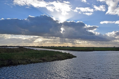 <i class='fa fa-user'></i>&nbsp;kooyammers&nbsp;|  Wolkenlucht Novembermiddag&nbsp; <i class='fa fa-eye'>&nbsp;95</i> &nbsp; <i class='fa fa-comment-o'>&nbsp;3</i>