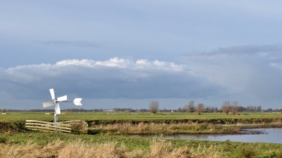 <i class='fa fa-user'></i>&nbsp;kooyammers&nbsp;|  Watermolen Den Hoek&nbsp; <i class='fa fa-eye'>&nbsp;166</i> &nbsp;<i class='fa fa-thumbs-up'>&nbsp;1</i> &nbsp; <i class='fa fa-comment-o'>&nbsp;5</i>