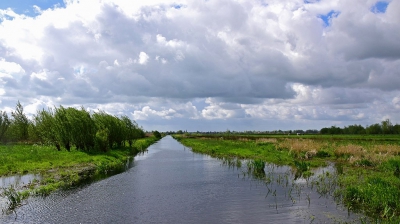 <i class='fa fa-user'></i>&nbsp;kooyammers&nbsp;|  Wolken, wind en water&nbsp; <i class='fa fa-eye'>&nbsp;87</i> &nbsp; <i class='fa fa-comment-o'>&nbsp;1</i>