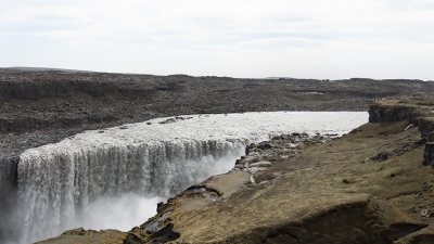 <i class='fa fa-user'></i>&nbsp;Ger M&nbsp;|  Dettifoss&nbsp; <i class='fa fa-eye'>&nbsp;107</i> &nbsp; <i class='fa fa-comment-o'>&nbsp;7</i>