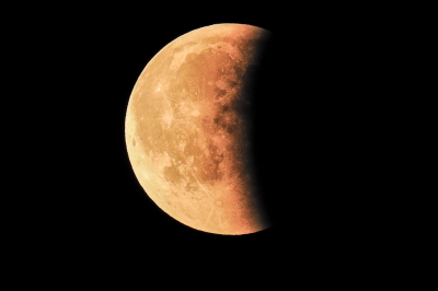 <i class='fa fa-user'></i>&nbsp;momo&nbsp;|  Maansverduistering&nbsp; <i class='fa fa-eye'>&nbsp;139</i> &nbsp; <i class='fa fa-comment-o'>&nbsp;0</i>
