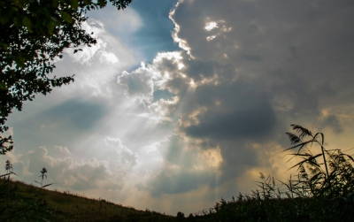 Het begon te betrekken en de lucht veranderde elke minuut. Een aantal opnames gemaakt, maar op een gegeven moment tocht een droog plekje moeten zoeken. Opname uit de hand.