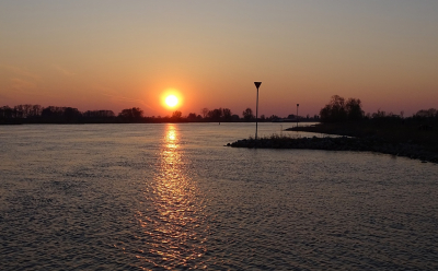 <i class='fa fa-user'></i>&nbsp;Ben Aalders&nbsp;|  IJssel&nbsp; <i class='fa fa-eye'>&nbsp;83</i> &nbsp;<i class='fa fa-thumbs-up'>&nbsp;3</i> &nbsp; <i class='fa fa-comment-o'>&nbsp;5</i>