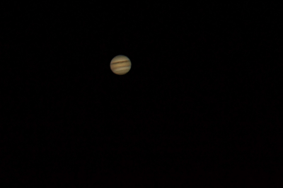 <i class='fa fa-user'></i>&nbsp;Adri Gr Nuelend&nbsp;|  Jupiter&nbsp; <i class='fa fa-eye'>&nbsp;202</i> &nbsp;<i class='fa fa-thumbs-up'>&nbsp;2</i> &nbsp; <i class='fa fa-comment-o'>&nbsp;6</i>
