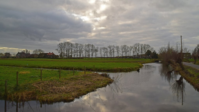 <i class='fa fa-user'></i>&nbsp;kooyammers&nbsp;|  Buurtschap Schoonouwen&nbsp; <i class='fa fa-eye'>&nbsp;59</i> &nbsp;<i class='fa fa-thumbs-up'>&nbsp;2</i> &nbsp; <i class='fa fa-comment-o'>&nbsp;4</i>