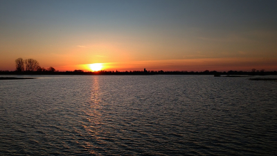 <i class='fa fa-user'></i>&nbsp;Ben Aalders&nbsp;|  Zonsondergang&nbsp; <i class='fa fa-eye'>&nbsp;71</i> &nbsp;<i class='fa fa-thumbs-up'>&nbsp;2</i> &nbsp; <i class='fa fa-comment-o'>&nbsp;2</i>