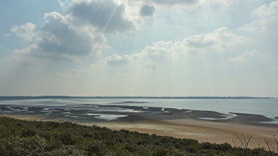 <i class='fa fa-user'></i>&nbsp;kooyammers&nbsp;|  Slikken Maasvlakte&nbsp; <i class='fa fa-eye'>&nbsp;81</i> &nbsp;<i class='fa fa-thumbs-up'>&nbsp;2</i> &nbsp; <i class='fa fa-comment-o'>&nbsp;5</i>