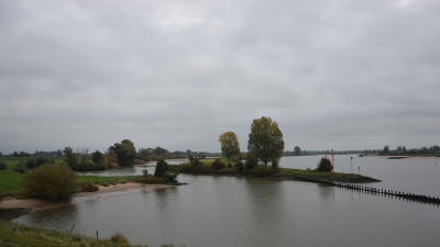 <i class='fa fa-user'></i>&nbsp;kooyammers&nbsp;|  De Lek bij Jaarsveld&nbsp; <i class='fa fa-eye'>&nbsp;87</i> &nbsp;<i class='fa fa-thumbs-up'>&nbsp;2</i> &nbsp; <i class='fa fa-comment-o'>&nbsp;7</i>