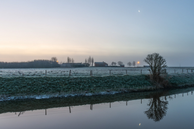 <i class='fa fa-user'></i>&nbsp;gledder400&nbsp;|  Landschap west-vlaanderen&nbsp; <i class='fa fa-eye'>&nbsp;85</i> &nbsp;<i class='fa fa-thumbs-up'>&nbsp;1</i> &nbsp; <i class='fa fa-comment-o'>&nbsp;2</i>