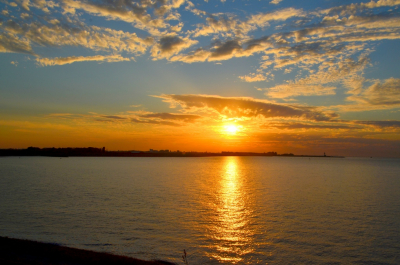 <i class='fa fa-user'></i>&nbsp;B.M.Schouten-Ruis&nbsp;|  Zonsondergang Yerseke&nbsp; <i class='fa fa-eye'>&nbsp;85</i> &nbsp;<i class='fa fa-thumbs-up'>&nbsp;2</i> &nbsp; <i class='fa fa-comment-o'>&nbsp;1</i>