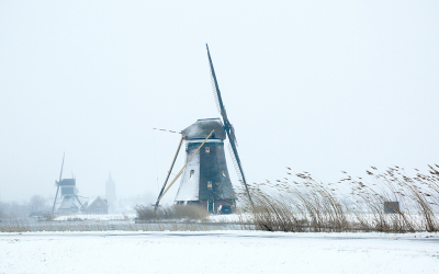 <i class='fa fa-user'></i>&nbsp;Pieter  LJ&nbsp;|  Molens in de sneeuw&nbsp; <i class='fa fa-eye'>&nbsp;124</i> &nbsp; <i class='fa fa-comment-o'>&nbsp;3</i>