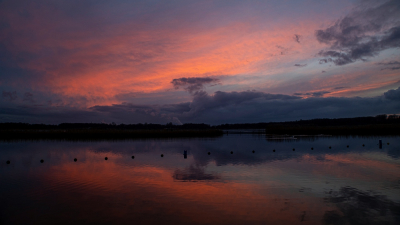<i class='fa fa-user'></i>&nbsp;kiran&nbsp;|  Zonsondergang met kleuren&nbsp; <i class='fa fa-eye'>&nbsp;80</i> &nbsp;<i class='fa fa-thumbs-up'>&nbsp;3</i> &nbsp; <i class='fa fa-comment-o'>&nbsp;8</i>