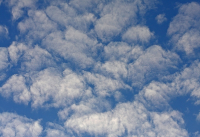 <i class='fa fa-user'></i>&nbsp;Cor&nbsp;|  Lucht en Wolken&nbsp; <i class='fa fa-eye'>&nbsp;57</i> &nbsp; <i class='fa fa-comment-o'>&nbsp;10</i>