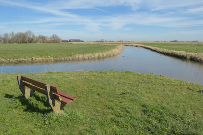 <i class='fa fa-user'></i>&nbsp;Hendrik van Kampen&nbsp;|  Moederpolder van Easterein & Lytsewierrum&nbsp; <i class='fa fa-eye'>&nbsp;110</i> &nbsp;<i class='fa fa-thumbs-up'>&nbsp;1</i> &nbsp; <i class='fa fa-comment-o'>&nbsp;7</i>
