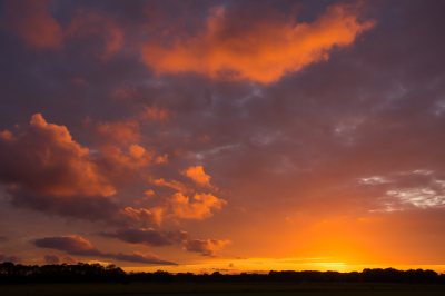 <i class='fa fa-user'></i>&nbsp;Truus Aletta Maan&nbsp;|  Zonsondergang&nbsp; <i class='fa fa-eye'>&nbsp;75</i> &nbsp;<i class='fa fa-thumbs-up'>&nbsp;1</i> &nbsp; <i class='fa fa-comment-o'>&nbsp;3</i>