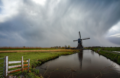 <i class='fa fa-user'></i>&nbsp;Pieter  LJ&nbsp;|  Sneeuwbuien bij de Broekmolen&nbsp; <i class='fa fa-eye'>&nbsp;90</i> &nbsp;<i class='fa fa-thumbs-up'>&nbsp;1</i> &nbsp; <i class='fa fa-comment-o'>&nbsp;4</i>