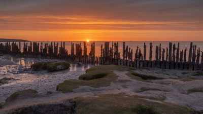 <i class='fa fa-user'></i>&nbsp;BertK&nbsp;|  Zonsondergang Friese wadden&nbsp; <i class='fa fa-eye'>&nbsp;118</i> &nbsp;<i class='fa fa-thumbs-up'>&nbsp;6</i> &nbsp; <i class='fa fa-comment-o'>&nbsp;9</i>