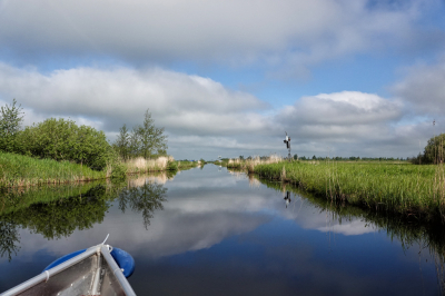 <i class='fa fa-user'></i>&nbsp;nelappelmelk&nbsp;|  Verstild landschap&nbsp; <i class='fa fa-eye'>&nbsp;99</i> &nbsp;<i class='fa fa-thumbs-up'>&nbsp;2</i> &nbsp; <i class='fa fa-comment-o'>&nbsp;3</i>