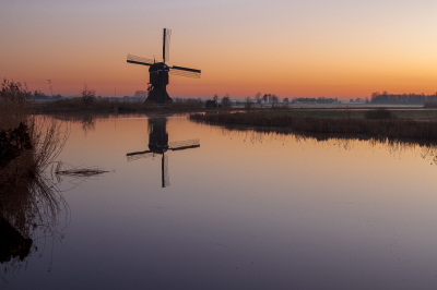 <i class='fa fa-user'></i>&nbsp;Henk Bouter&nbsp;|  Broekse molen&nbsp; <i class='fa fa-eye'>&nbsp;92</i> &nbsp;<i class='fa fa-thumbs-up'>&nbsp;7</i> &nbsp; <i class='fa fa-comment-o'>&nbsp;4</i>