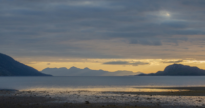 <i class='fa fa-user'></i>&nbsp;Eef Kieft&nbsp;|  Idylle na zonsondergang&nbsp; <i class='fa fa-eye'>&nbsp;79</i> &nbsp;<i class='fa fa-thumbs-up'>&nbsp;5</i> &nbsp; <i class='fa fa-comment-o'>&nbsp;5</i>