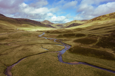 <i class='fa fa-user'></i>&nbsp;Arjen Drost&nbsp;|  Cairngorms vanuit de lucht&nbsp; <i class='fa fa-eye'>&nbsp;148</i> &nbsp;<i class='fa fa-thumbs-up'>&nbsp;14</i> &nbsp; <i class='fa fa-comment-o'>&nbsp;9</i>