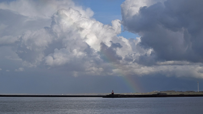 <i class='fa fa-user'></i>&nbsp;kooyammers&nbsp;|  Buien langs de Kust&nbsp; <i class='fa fa-eye'>&nbsp;77</i> &nbsp;<i class='fa fa-thumbs-up'>&nbsp;1</i> &nbsp; <i class='fa fa-comment-o'>&nbsp;4</i>