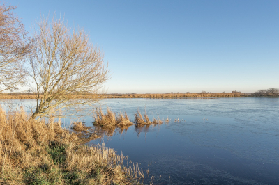 <i class='fa fa-user'></i>&nbsp;Tim Oord&nbsp;|  Winters landschap&nbsp; <i class='fa fa-eye'>&nbsp;61</i> &nbsp; <i class='fa fa-comment-o'>&nbsp;0</i>