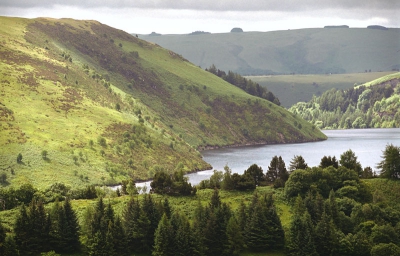 <i class='fa fa-user'></i> NicoBeun | Landschap , midden Wales  <i class='fa fa-eye'> 280</i>   <i class='fa fa-comment-o'> 1</i>
